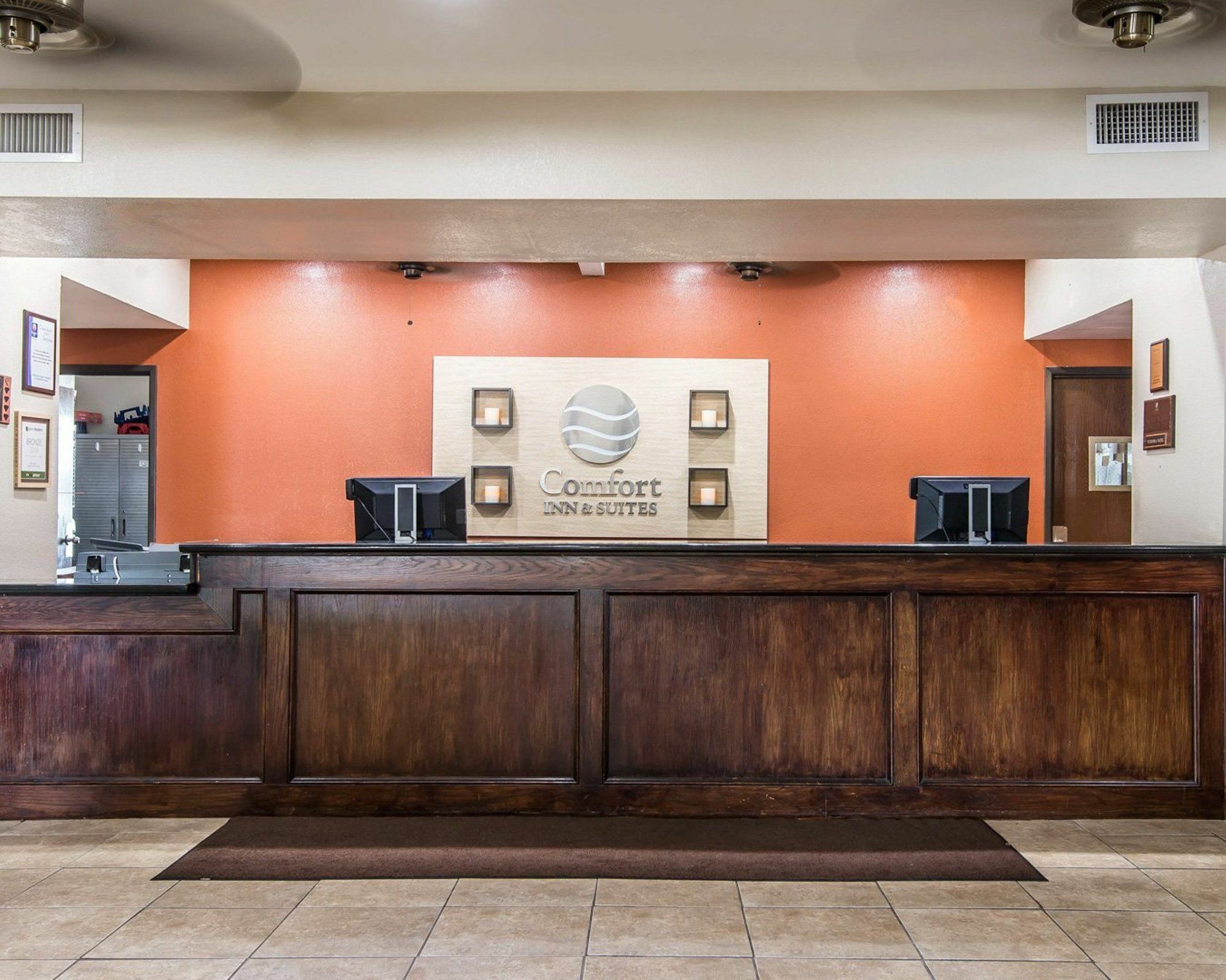 Comfort Inn & Suites Kansas City Downtown Eksteriør bilde